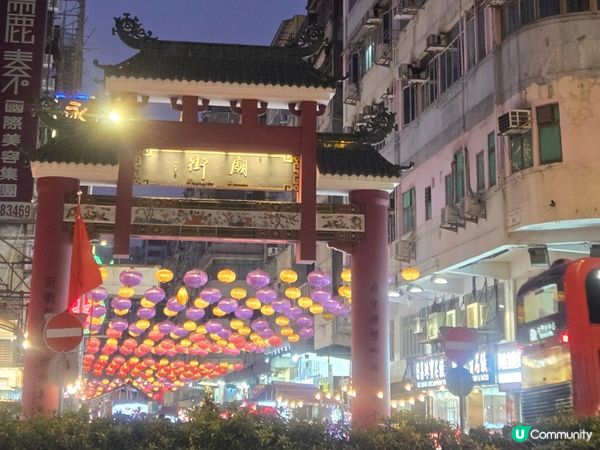 連廟街都感受到節日氣氣氛