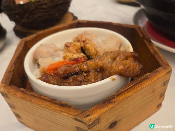 早餐來個鳳爪排骨飯，滿足又有活力