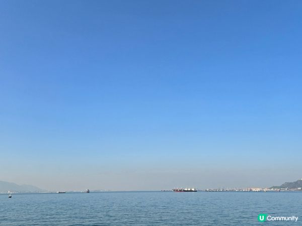 此乃水天一色，絕美