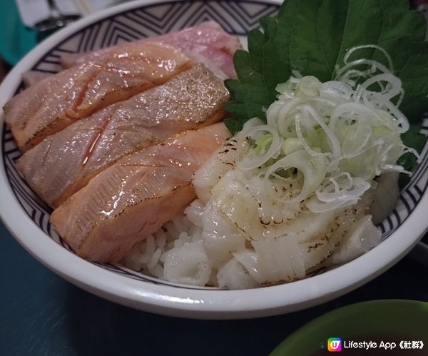 火灸三色丼