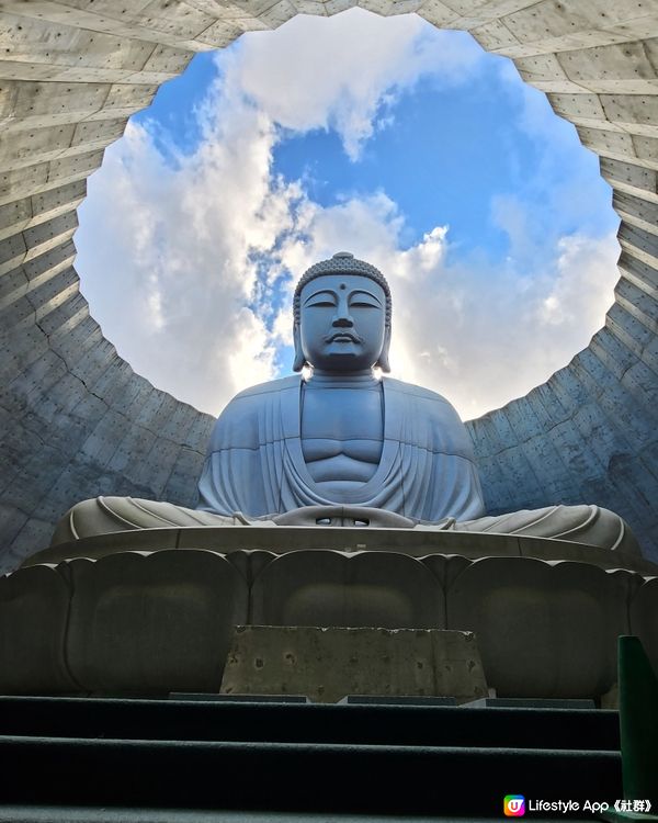 頭大仏殿（HILL OF THE BUDDHA）