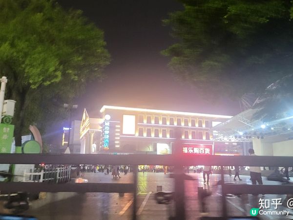 珠海市中心街景夜拍