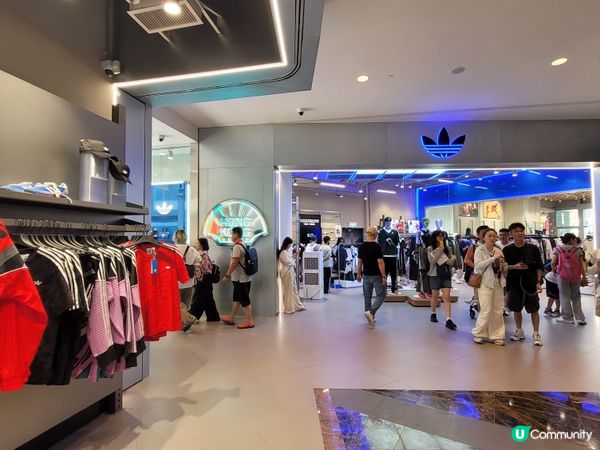 Adidas 朗豪坊已重新開幕
