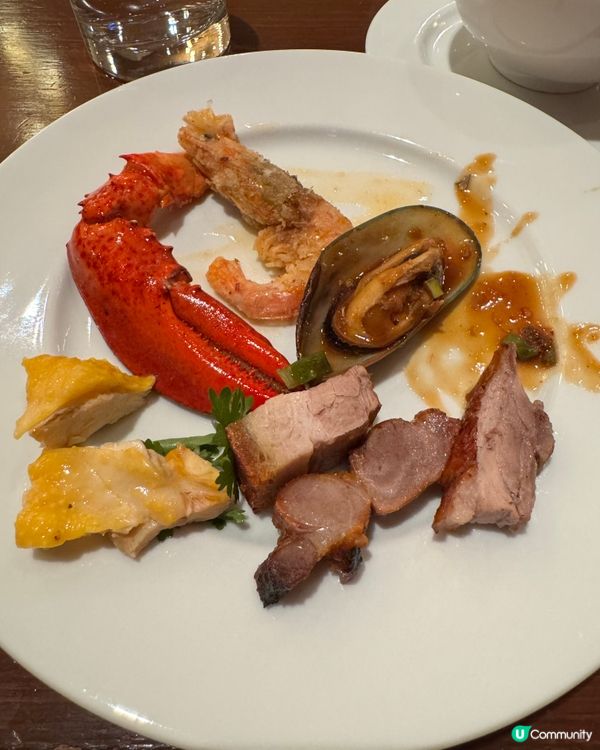 以龍蝦為主打的自助晚餐