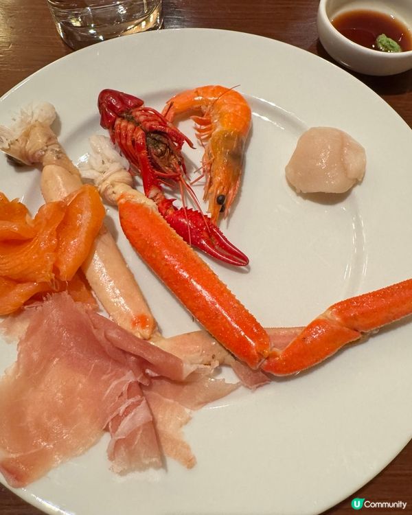 以龍蝦為主打的自助晚餐
