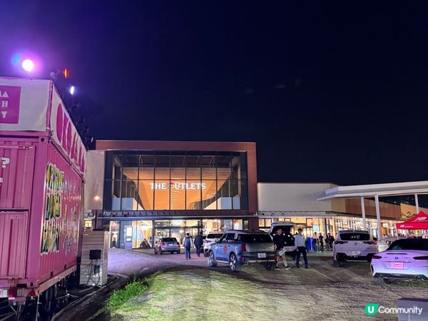 THE OUTLETS 全北九州最新最大商場！