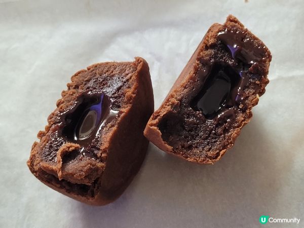 Cova朱古力流心月餅