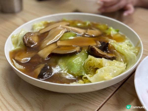 大樹下的人情味