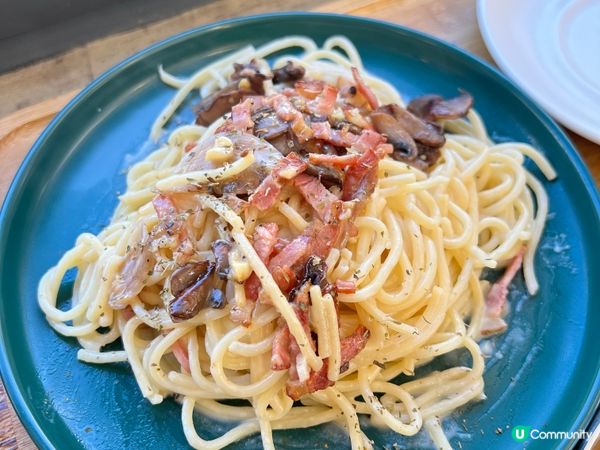 長洲打卡cafe（食爸爸手製Pizza🍕）