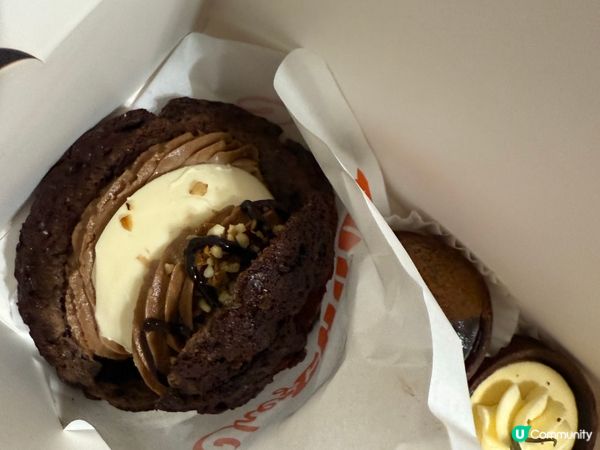 朋友送好味嘅朱古力撻