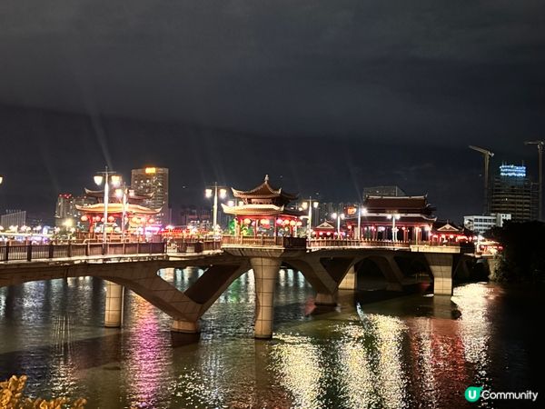 漳州古城西飄帶人行天橋大紅燈籠高高掛🏮