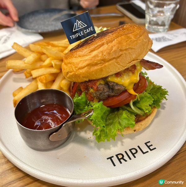 經典手打和牛煙肉漢堡 