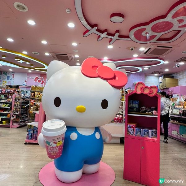 台北西門町嘅Hello Kitty 7-ELEVEN打卡🍬