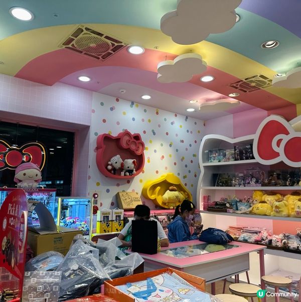 台北西門町嘅Hello Kitty 7-ELEVEN打卡🍬