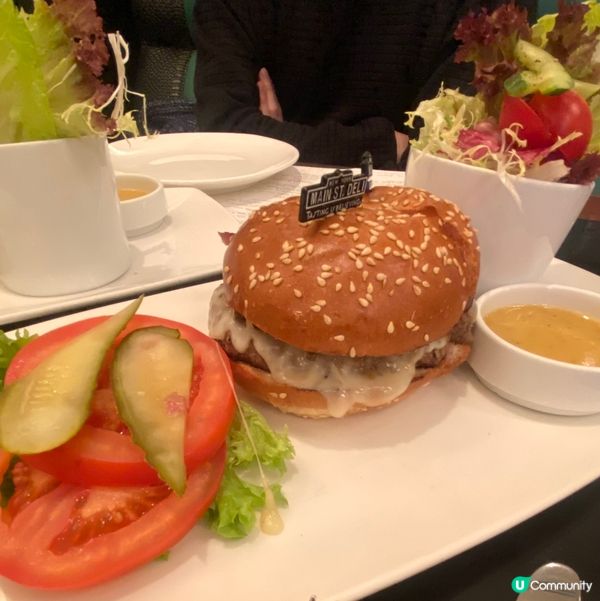 性價比高的酒店美式餐廳