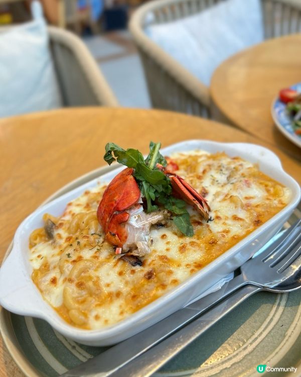 又去 M Square 嘆個 brunch 💕 看看海周圍逛逛