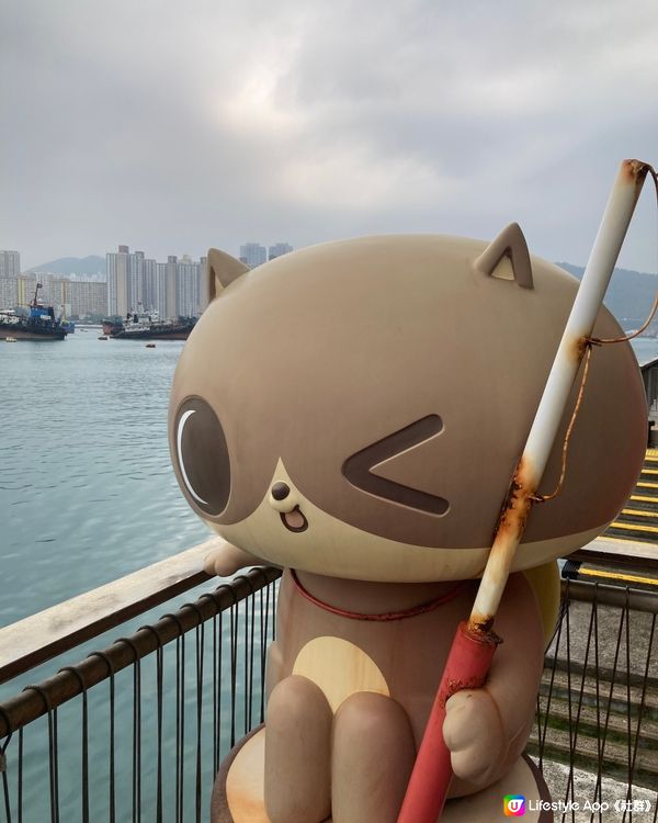 貓咪卡通的荃灣碼頭