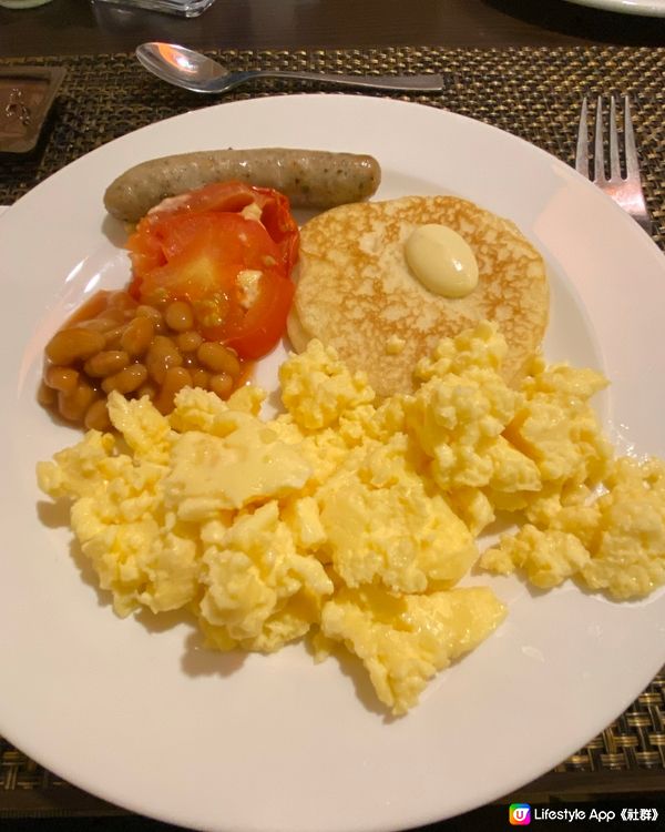 德國的豐富又充滿營養自助早餐🥣