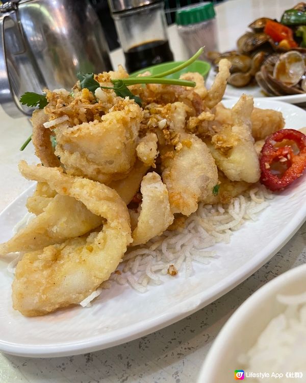 兩人兩道菜式配飯 夠曬飽😋每道菜式都大份👍🏻