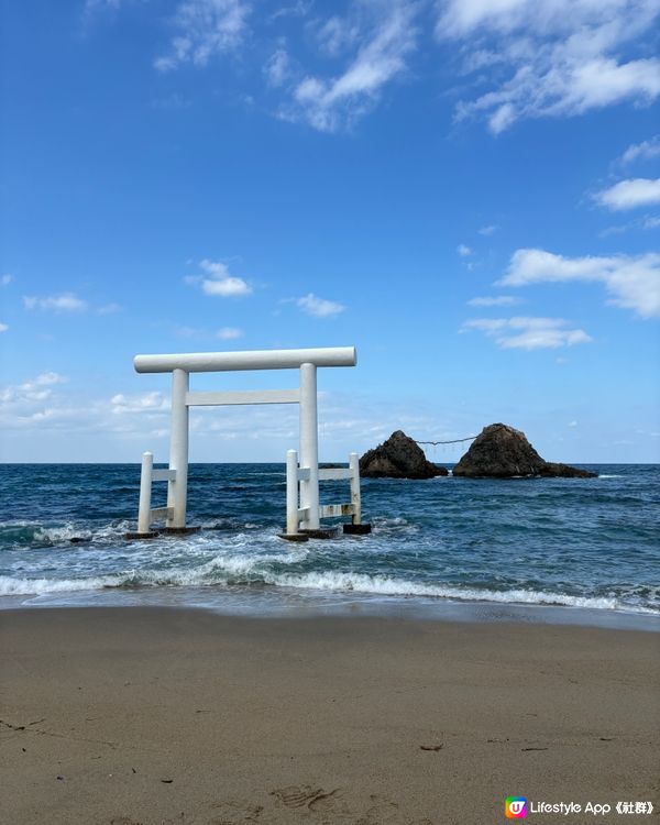 日本福岡丨絕美海上白色鳥居丨櫻井二見浦夫婦岩