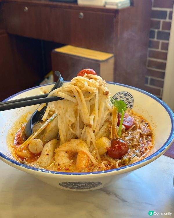 海鮮冬陰功湯河