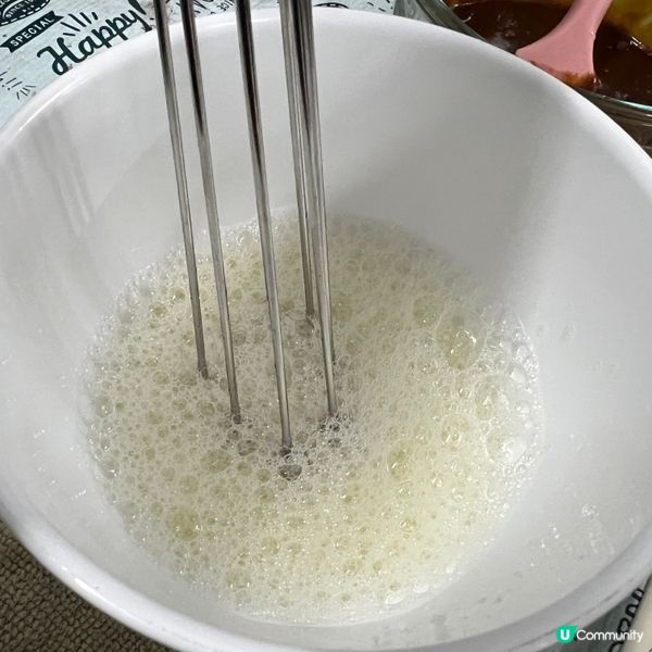 只需2樣材料鬆軟朱古力蛋糕 🍫🍰