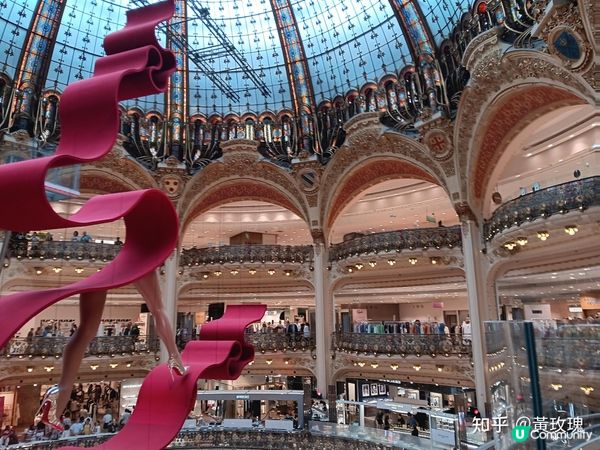 法國巴黎老佛爺百貨公司