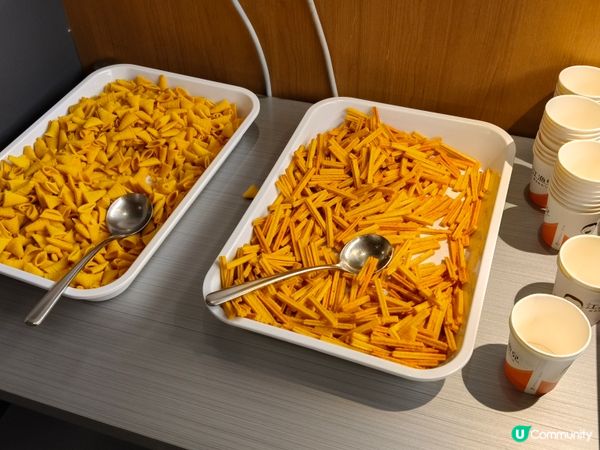 近年深得港人喜愛的酸菜魚，我們同樣喜歡，午餐便一起到中山石岐...