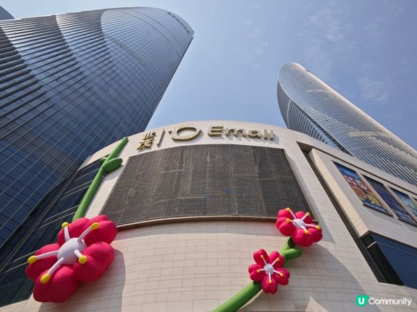 廈門雙子塔腳下