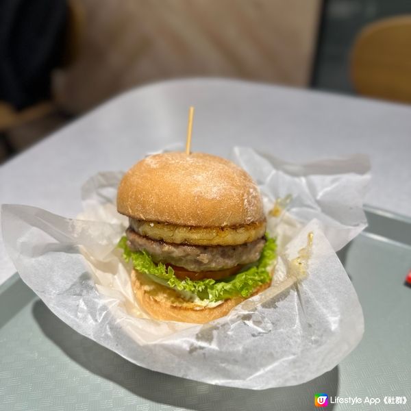 人氣本土Burger店．高質慢煮漢堡扒