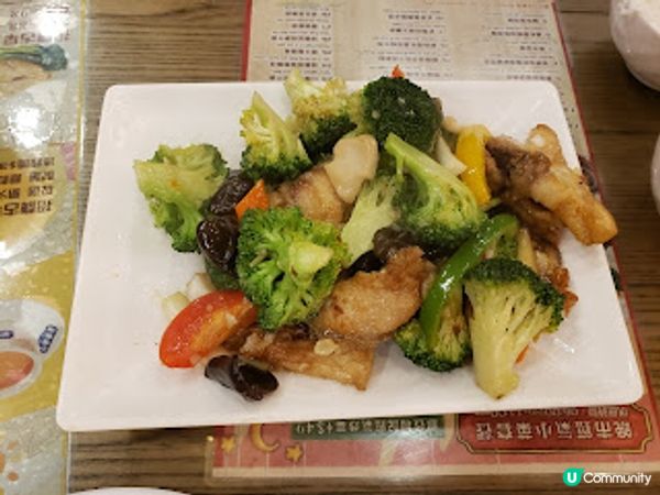 龍城冰室．有料有鑊氣