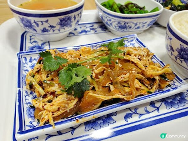 天龍燒鵝．馳名乳豬脆卜卜