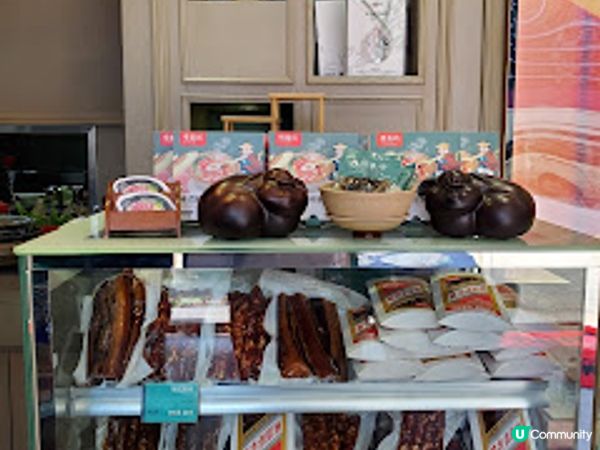 憶食尚臘味煲仔飯．五常米飯焦香脆，用料鮮味滿分