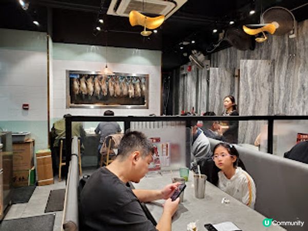 大壹燒鵝．必食驚喜腩叉