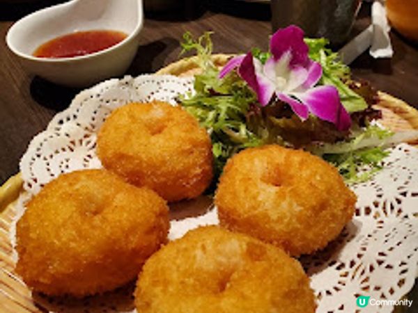 泰廚房子．手打蝦餅厚過iPhone！