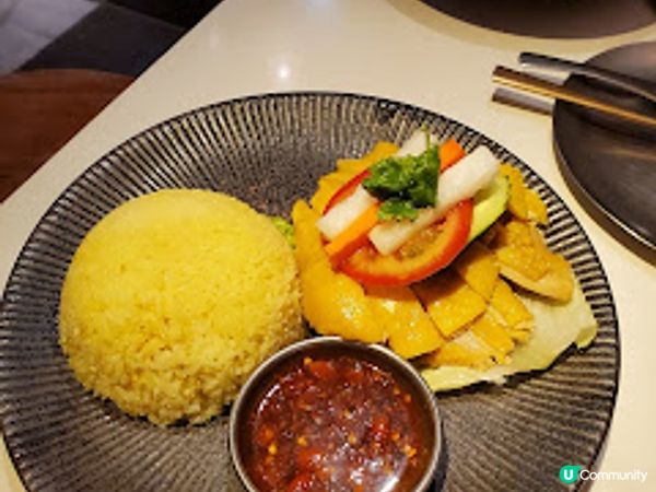 Thai-ger ．醉貓炒河鑊氣十足，蒜蓉包勁邪惡