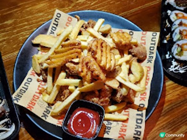 ˚*•✰。Outdark．釜山超人氣炸雞— 鎖住浪漫星空滋味。✰•*˚