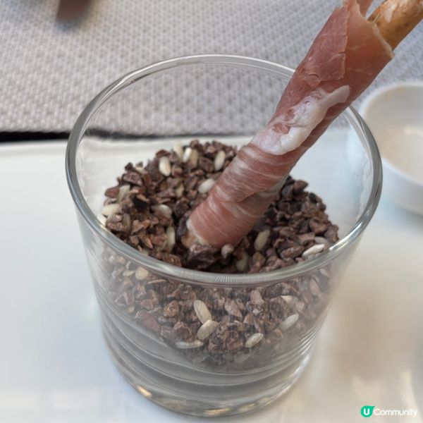 精美菜式朱古力三道菜嘅下午茶｡價錢算平,但勝在非常適合港女打...