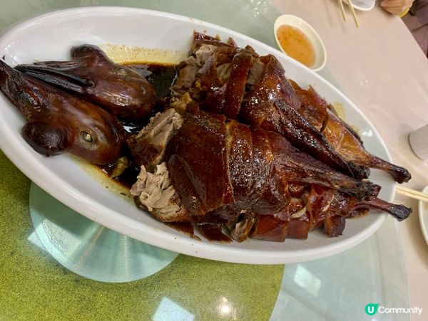 60年炭火傳承,燒出最道地的香港美味,等你來品嚐~