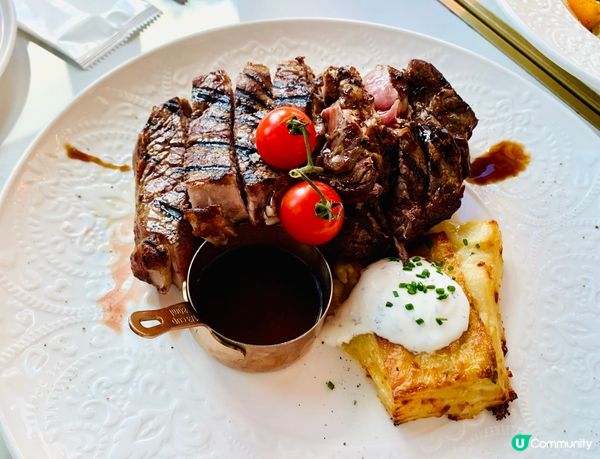 ?尖沙咀the one ?餐廳食到呢幾個菜，十分好看，打卡一...