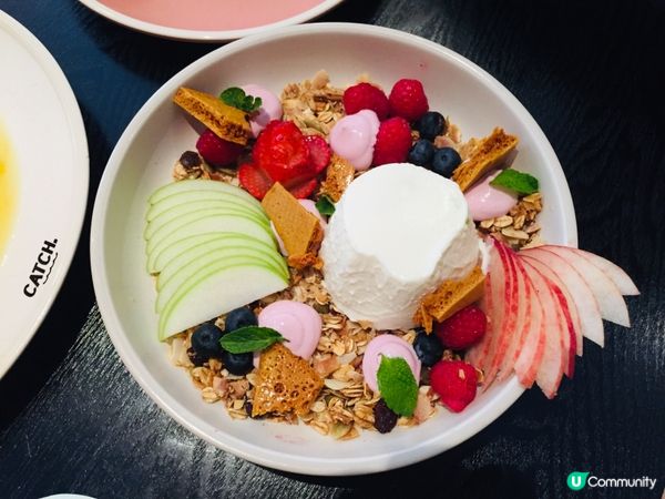 感受澳洲早午餐文化就是要點一杯flat white，悠閒地享...