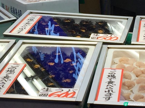 日本黑門市場有大量新鮮帶子和青口