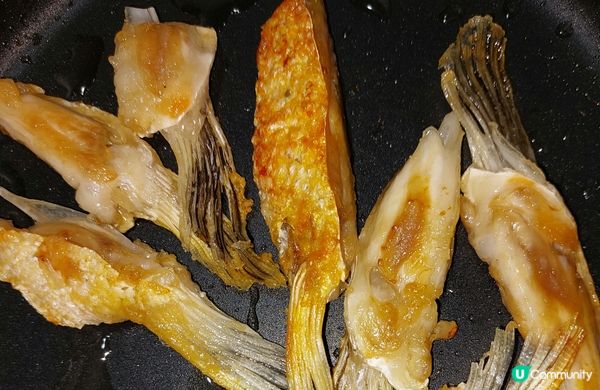 煎三文魚鰭