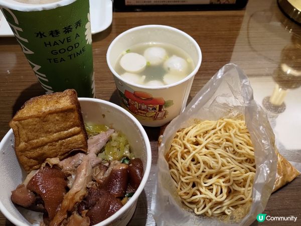 ## 台北西門町夜市必食豬腳飯🤤