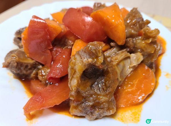 蕃茄炆牛肋肉甜甜酸酸啱晒悶熱天氣