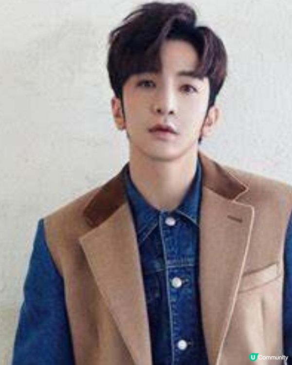 盧瀚霆 - 香港男歌手、跳唱組合MIRROR成員
