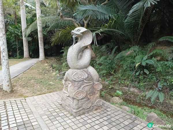 十二生肖雕像🐵🐯🐭🐰🐮🐷🐴🐉🐍🐩🐔🐶