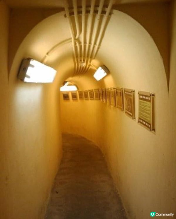 萄式建築：東望洋燈塔