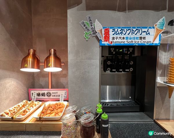 光亮整潔的木系日式燒肉店