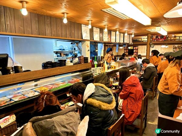 札幌「二条市場」搜尋美食 人氣海鮮丼飯店「どんぶり茶屋」
